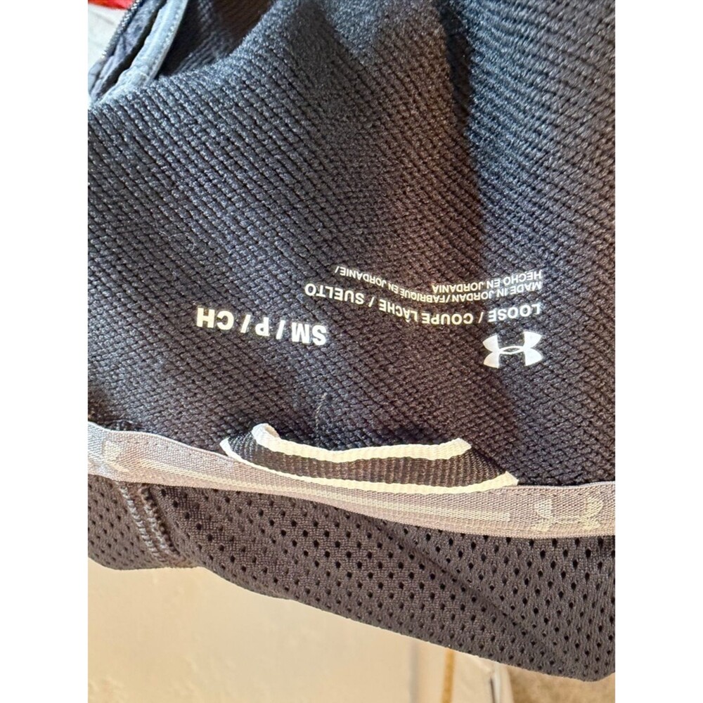 Jordan Men’s Black Short-Sleeve Hooded Performance Jacket - Picture 5 of 5